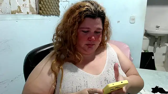 Snapshot of squirt322bbw chatting on May 25, 2026, 4:17 pm squirt322bbw online show from May 25, 2026, 4:17 pm