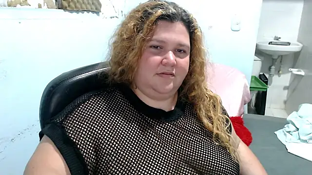 Snapshot of squirt322bbw chatting on May 9, 2026, 2:26 am squirt322bbw online show from May 9, 2026, 2:26 am
