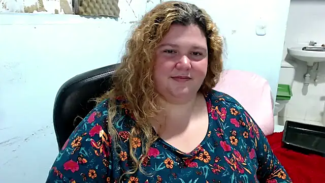 Snapshot of squirt322bbw chatting on May 13, 2026, 6:42 am squirt322bbw online show from May 13, 2026, 6:42 am