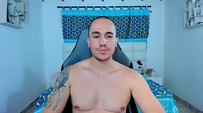 Snapshot of juan__jimenez chatting on February 13, 2025, 2:12 am juan jimenez online show from February 13, 2025, 2:12 am