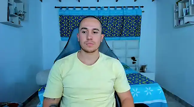 Snapshot of juan__jimenez chatting on January 21, 2025, 11:34 pm juan jimenez online show from January 21, 2025, 11:34 pm