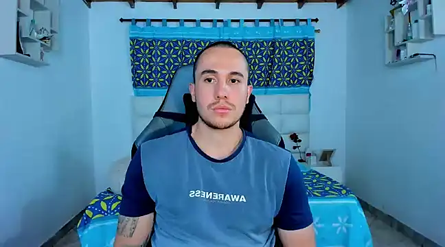 Snapshot of juan__jimenez chatting on February 19, 2025, 2:55 am juan jimenez online show from February 19, 2025, 2:55 am