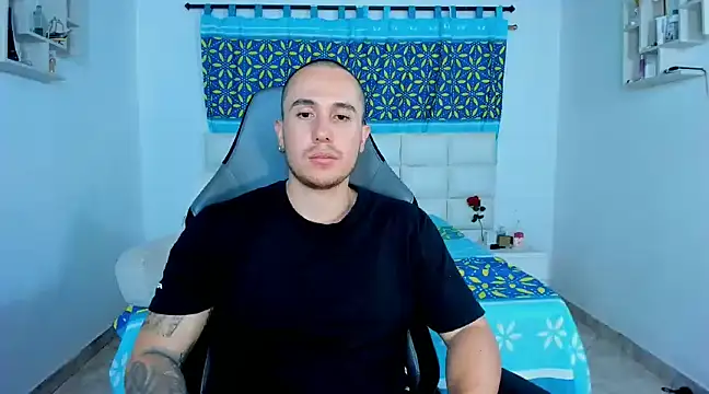 Snapshot of juan__jimenez chatting on January 26, 2025, 3:17 am juan jimenez online show from January 26, 2025, 3:17 am