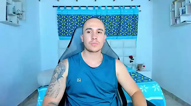 Snapshot of juan__jimenez chatting on January 19, 2025, 1:32 am juan jimenez online show from January 19, 2025, 1:32 am