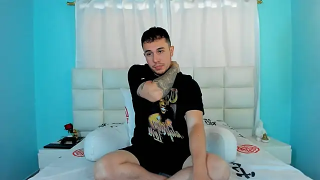 Snapshot of juan__jimenez chatting on September 10, 2025, 8:30 pm juan jimenez online show from September 10, 2025, 8:30 pm