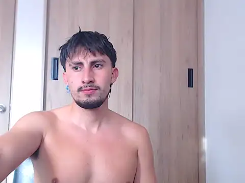 ChrisDamon online show from November 13, 2025, 1:04 pm