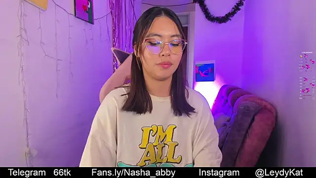 Snapshot of Nasha_abby chatting on December 11, 2024, 9:23 pm Nasha abby online show from December 11, 2024, 9:23 pm