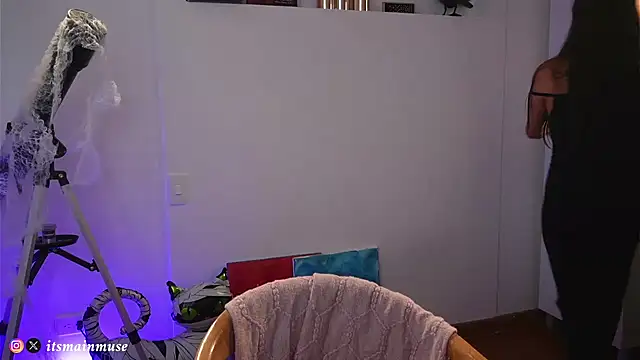 Snapshot of raphttalia_ chatting on October 20, 2025, 9:04 pm raphttalia online show from October 20, 2025, 9:04 pm