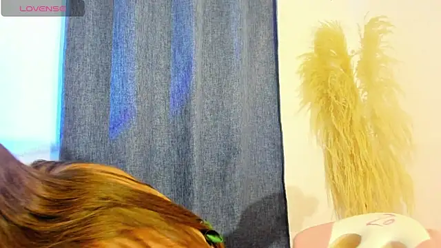 zoe69x online show from November 7, 2025, 2:38 am