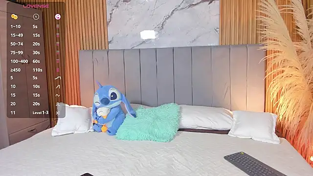 Snapshot of DustinLevine chatting on April 10, 2026, 12:23 pm DustinLevine online show from April 10, 2026, 12:23 pm