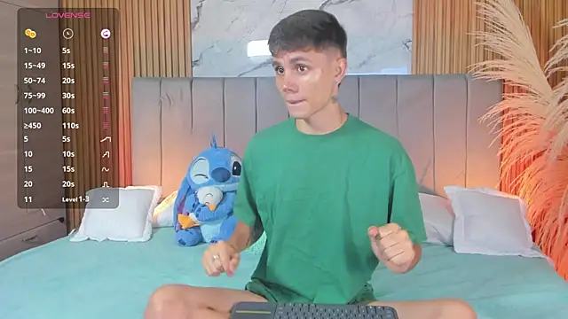 Snapshot of DustinLevine chatting on April 6, 2026, 12:28 pm DustinLevine online show from April 6, 2026, 12:28 pm