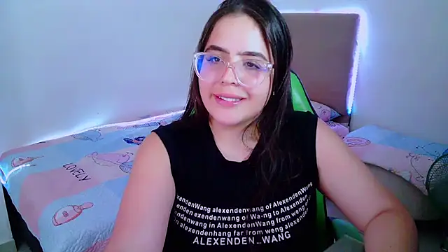  alicia z online show from February 3, 2025, 9:18 pm