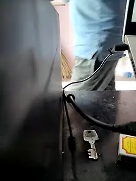 Snapshot of samm1437a chatting on September 11, 2025, 4:01 am samm1437a online show from September 11, 2025, 4:01 am