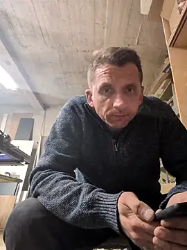 Snapshot of bajka76 chatting on October 4, 2025, 11:34 am bajka76 online show from October 4, 2025, 11:34 am