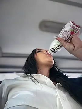 Snapshot of __IRIS__ chatting on February 20, 2026, 2:30 pm IRIS online show from February 20, 2026, 2:30 pm