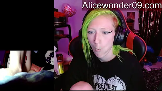 Snapshot of alicewonder09 chatting on March 7, 2026, 4:30 am alicewonder09 online show from March 7, 2026, 4:30 am