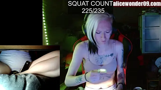 alicewonder09 online show from March 20, 2025, 3:34 am