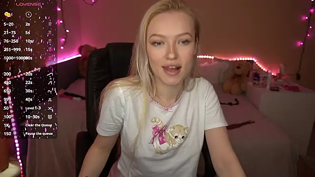 AmandaFiree online show from February 4, 2026, 7:36 am