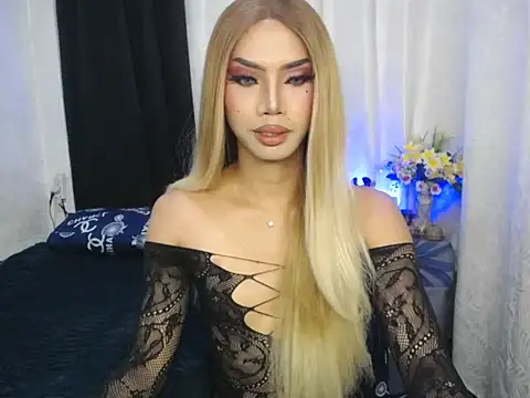 MirabelleNotch online show from February 20, 2026, 1:24 pm