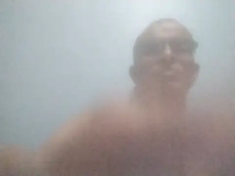 Snapshot of jrfm14 chatting on May 1, 2026, 5:45 am jrfm14 online show from May 1, 2026, 5:45 am