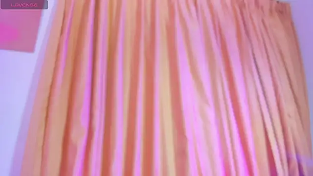 Snapshot of Lulu_exotic1 chatting on October 1, 2025, 2:54 pm Lulu exotic1 online show from October 1, 2025, 2:54 pm