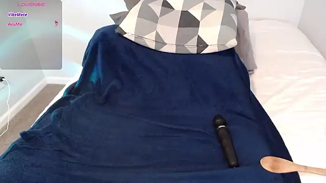 Snapshot of Agatha6969x chatting on October 22, 2025, 12:48 pm Agatha6969x online show from October 22, 2025, 12:48 pm