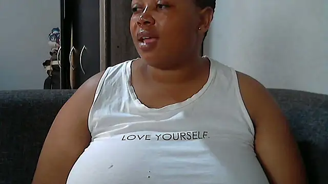 Sexy-queen99xx online show from April 13, 2026, 10:08 am