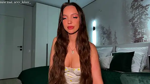 Lex Love online show from April 17, 2026, 8:00 pm