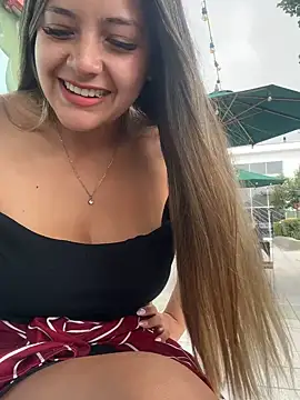 alana 69 online show from February 26, 2025, 7:32 pm