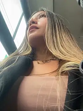 alana 69 online show from February 13, 2025, 6:37 pm