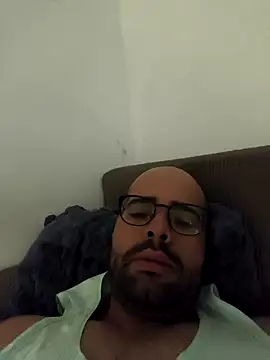 Snapshot of Gian7070 chatting on February 11, 2026, 8:47 am Gian7070 online show from February 11, 2026, 8:47 am