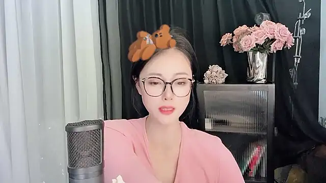 Snapshot of Ocean--Lili chatting on March 16, 2025, 5:28 pm Ocean--Lili online show from March 16, 2025, 5:28 pm
