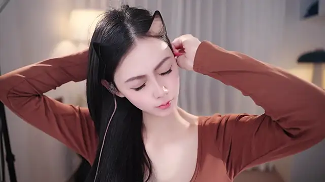 Snapshot of Ocean--Lili chatting on November 6, 2025, 2:10 pm Ocean--Lili online show from November 6, 2025, 2:10 pm