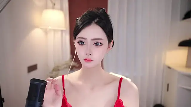 Snapshot of Ocean--Lili chatting on September 27, 2025, 12:39 am Ocean--Lili online show from September 27, 2025, 12:39 am