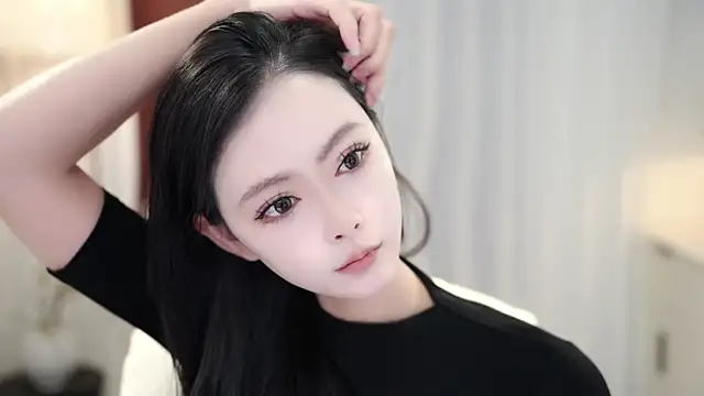 Snapshot of Ocean--Lili chatting on September 14, 2025, 2:06 pm Ocean--Lili online show from September 14, 2025, 2:06 pm