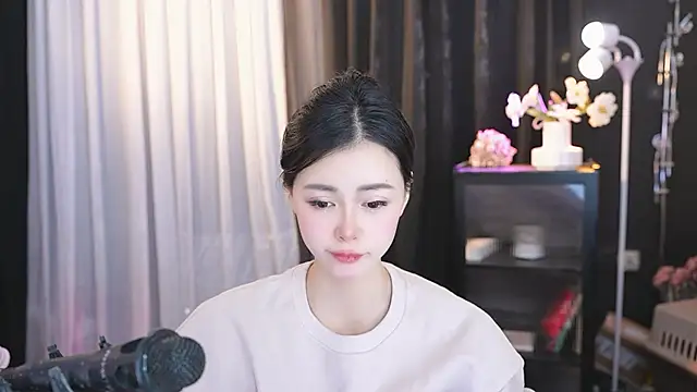 Snapshot of Ocean--Lili chatting on March 22, 2025, 5:09 pm Ocean--Lili online show from March 22, 2025, 5:09 pm