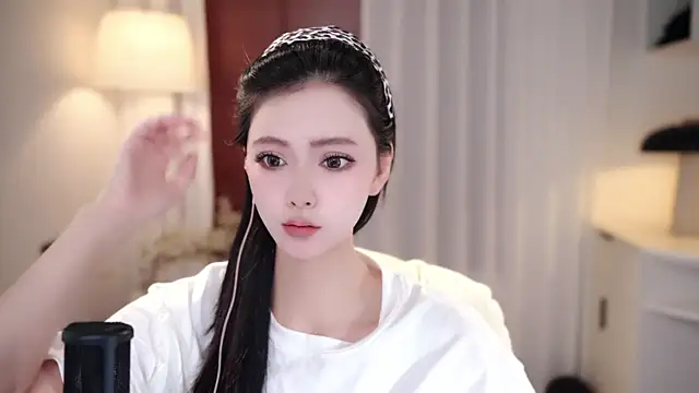 Snapshot of Ocean--Lili chatting on September 13, 2025, 2:17 pm Ocean--Lili online show from September 13, 2025, 2:17 pm
