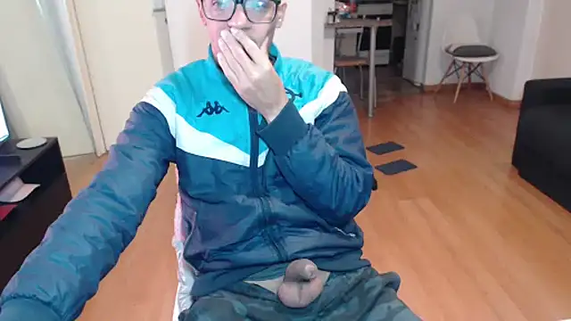 guachin hunk online show from May 25, 2026, 8:29 pm