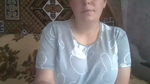 Diana Britt online show from August 6, 2026, 2:50 am