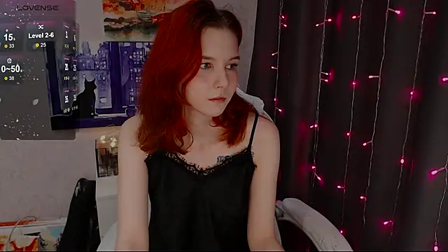 mslilunicorn online show from October 16, 2025, 7:11 pm