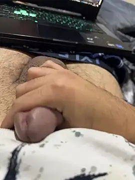 bigdiiiickkk online show from April 12, 2026, 2:31 pm