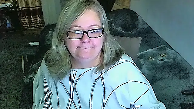 sex2 online show from October 25, 2025, 8:42 pm