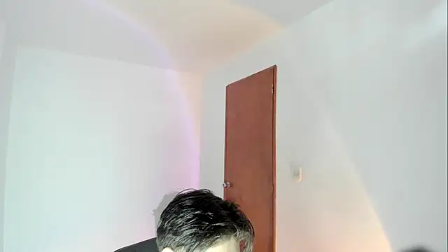 Snapshot of Giordano_Russo chatting on January 12, 2026, 6:04 pm Giordano Russo online show from January 12, 2026, 6:04 pm