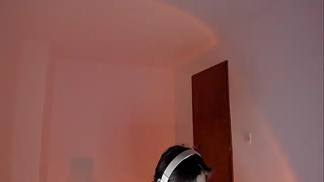 Snapshot of Giordano_Russo chatting on December 15, 2025, 10:26 pm Giordano Russo online show from December 15, 2025, 10:26 pm