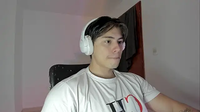 Giordano Russo online show from February 19, 2026, 8:06 pm