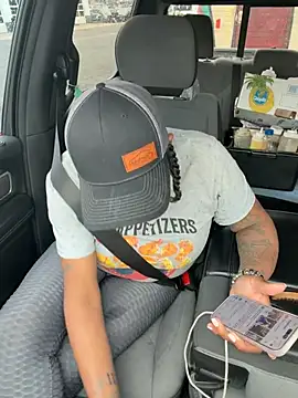 HaloRodeoLover2 online show from March 27, 2026, 6:31 pm