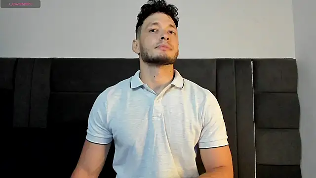 alejandro  2 online show from April 14, 2026, 6:35 pm