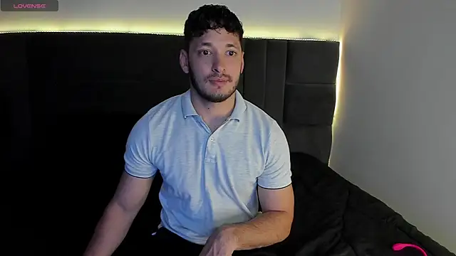 alejandro  2 online show from October 14, 2025, 3:34 pm