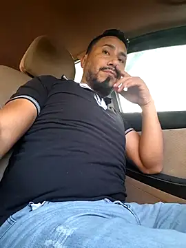 Eumanzor online show from April 23, 2026, 12:29 pm