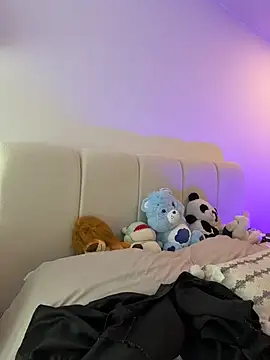 oriana zoeee online show from March 4, 2026, 10:39 pm